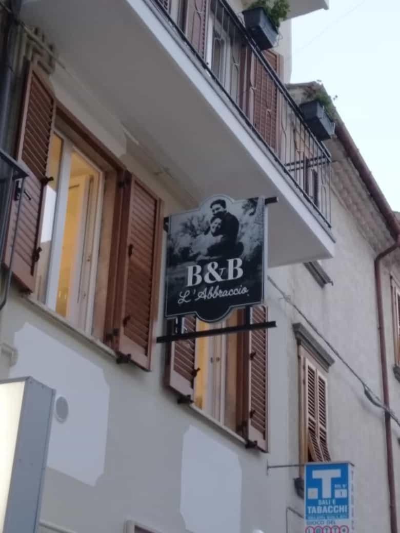 B & B L'Abbraccio Agnone Esterno foto